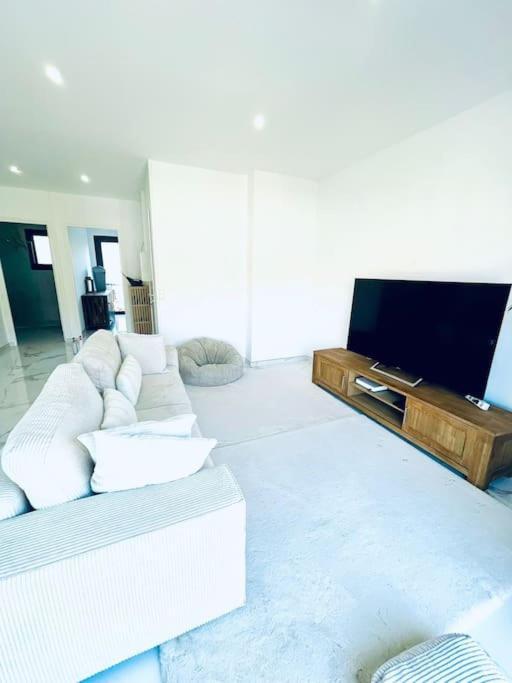 2 1 Er Etage Appartement *