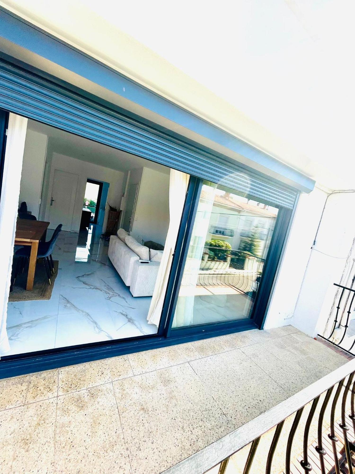 Appartement 2 1 Er Etage *